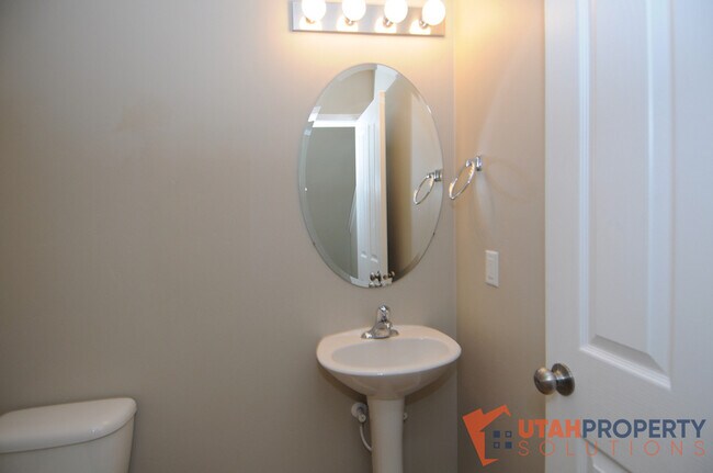 Building Photo - 3755 N Prairie Grass Dr