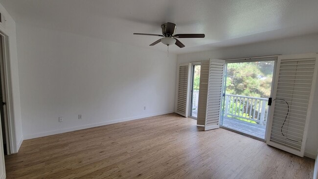 Building Photo - 3 bd / 2.5 bath townhouse in Chula Vista