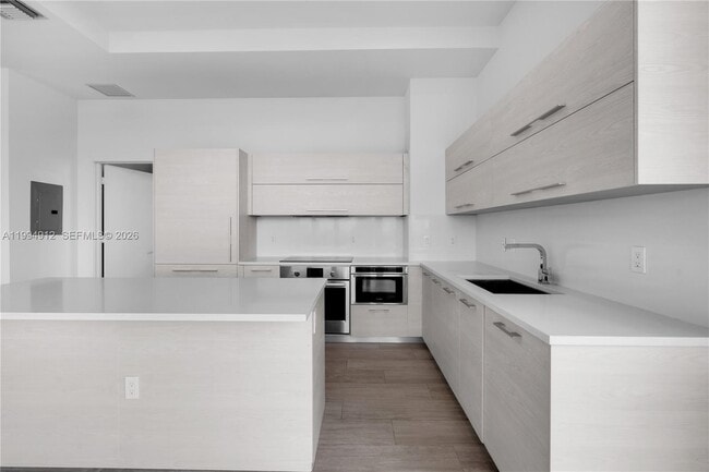 Building Photo - 45 SW 9th St