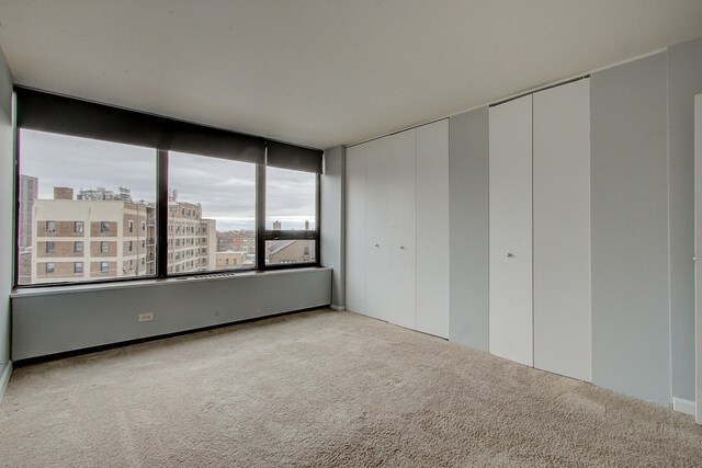 Building Photo - 3930 N Pine Grove Ave