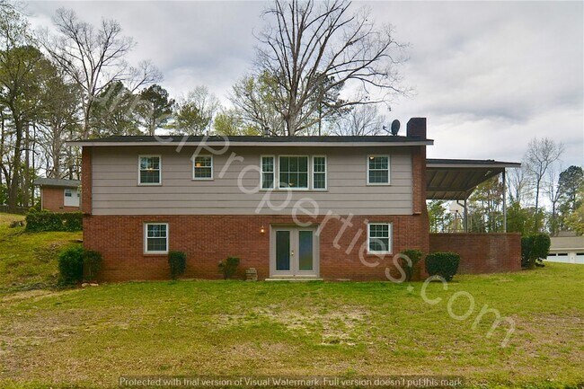 Building Photo - 1747 Holly Hill Dr West Columbia SC 29169