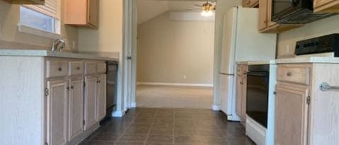 Building Photo - 3001 Green Vista Ct