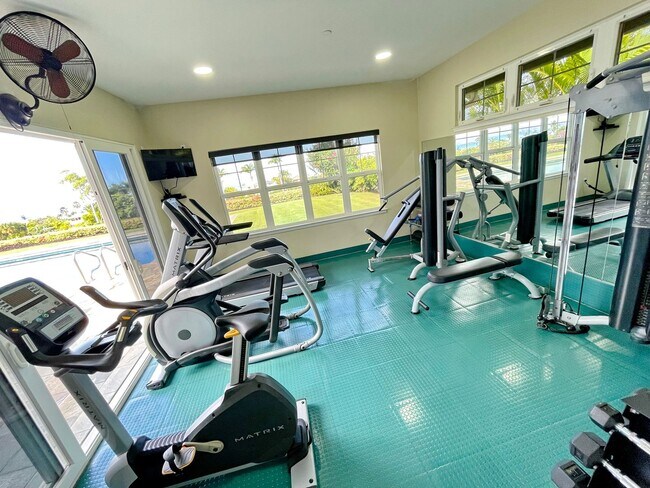 Building Photo - Live the Wailea Lifestyle – Ocean View gro...