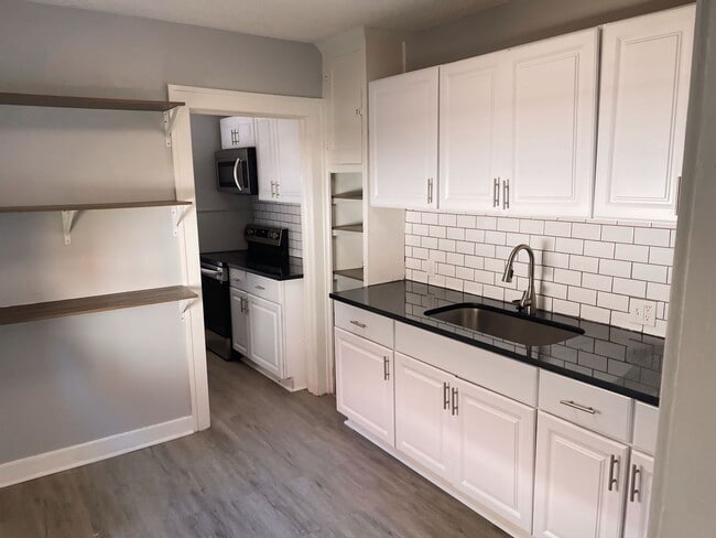 Building Photo - 5817 Highland Ave