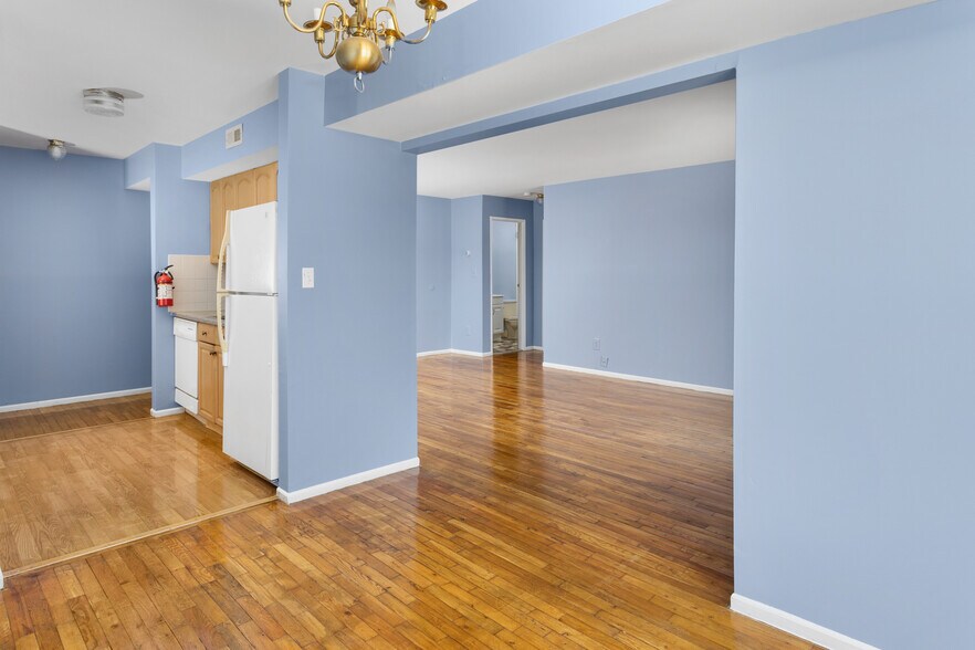 Building Photo - 1724 Country Mill Dr