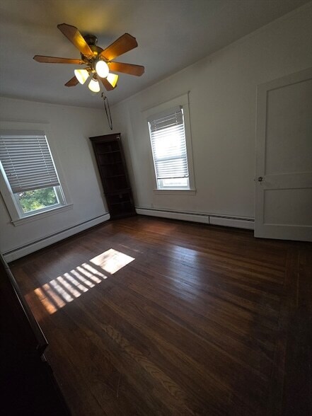 Building Photo - 25 Fayette Pl
