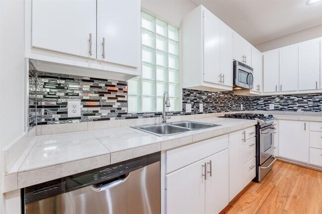 Building Photo - 3536 Omeara Dr