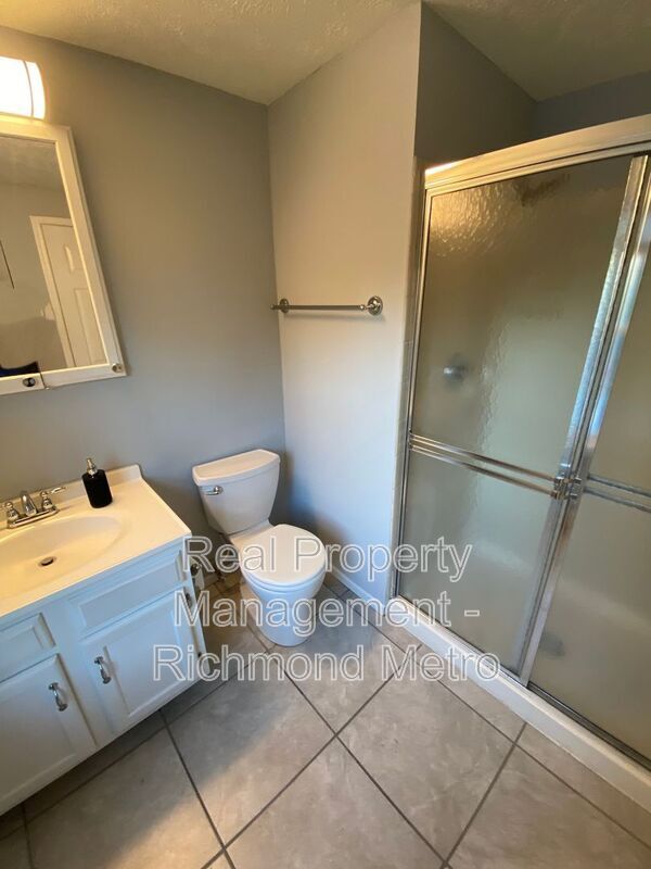 Building Photo - 1743 Robins Nest Ct