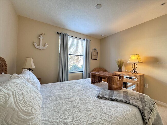 Building Photo - 7212 Hamilton Rd