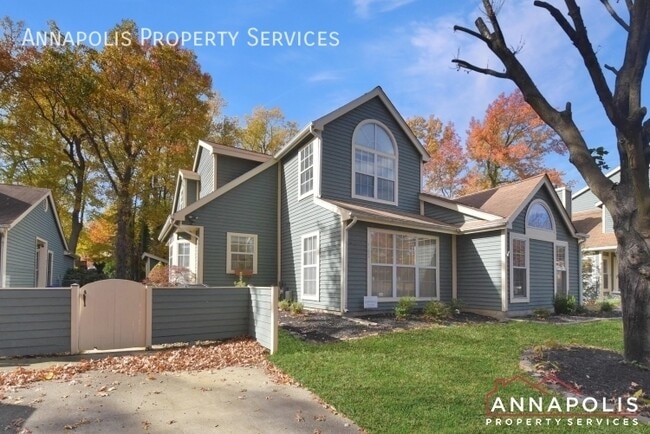 Primary Photo - 962 Yachtsman Way