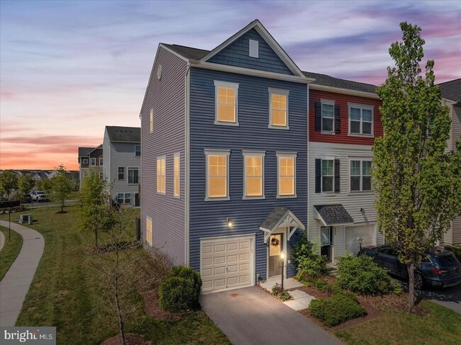 Building Photo - 109 Splendor Gdn Wy