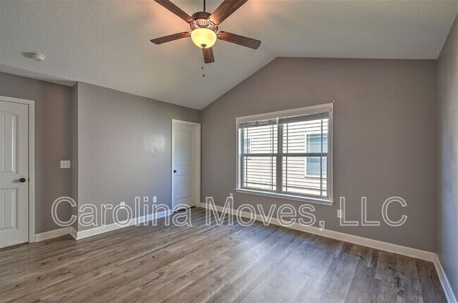 Building Photo - 415 Aniken Cir