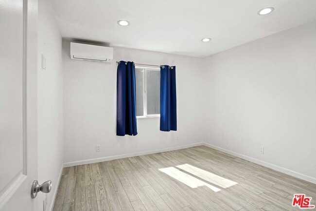 Building Photo - 6723 Sheltondale Ave