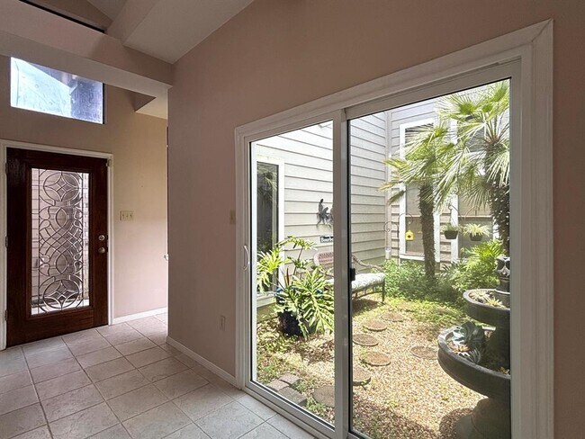 Building Photo - 3243 E Rangecrest Pl