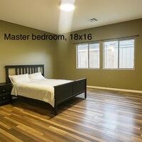 Building Photo - 916 E Bob Barney Ct