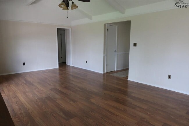 Building Photo - 4601 Misty Valley W