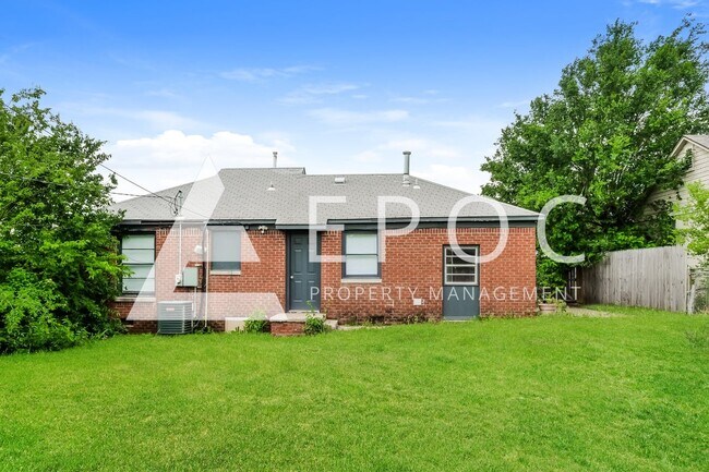 Building Photo - 3107 NW 41st St