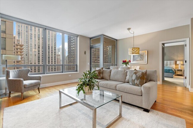Building Photo - 600 N Lake Shore Dr