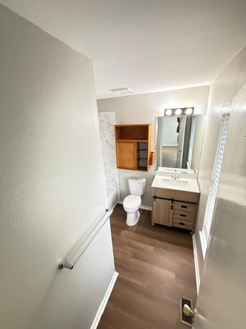 Building Photo - 725 Pebble Beach Dr