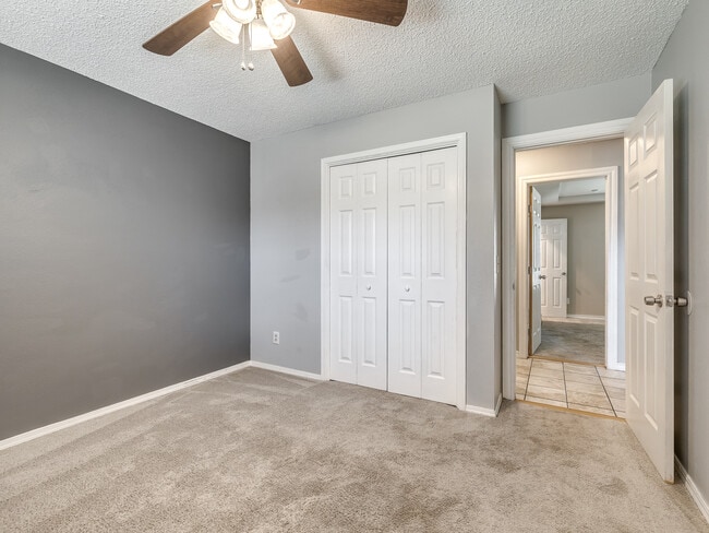 Building Photo - 3900 Hiddleston Cir