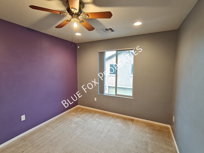 Building Photo - 10947 E Passion Flower Ln