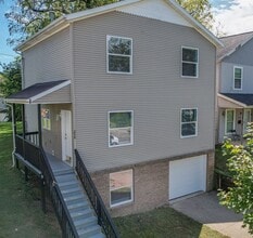 Building Photo - 4 Bed / 2 Full Bath Tri-Level — Garage, Dishwasher, Central A/C, W/D Hookups - Built 2001