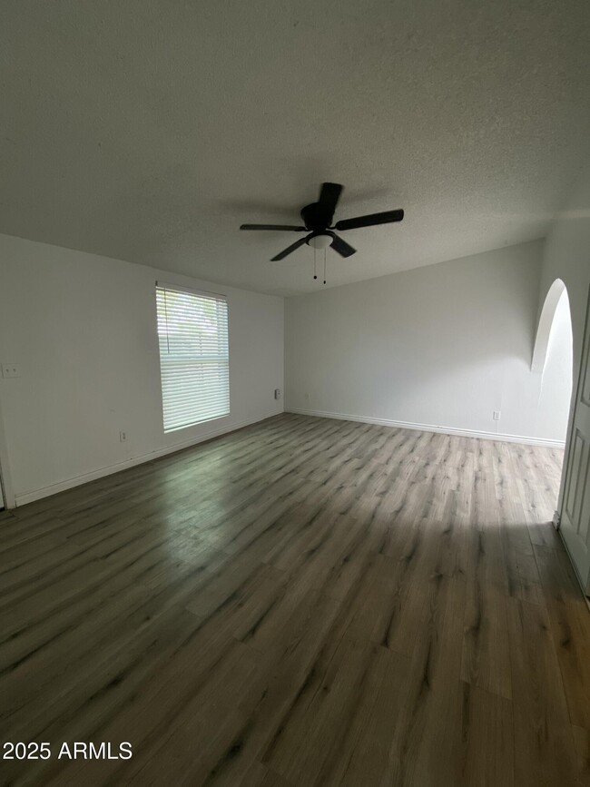 Building Photo - 2580 S Yavapai Rd
