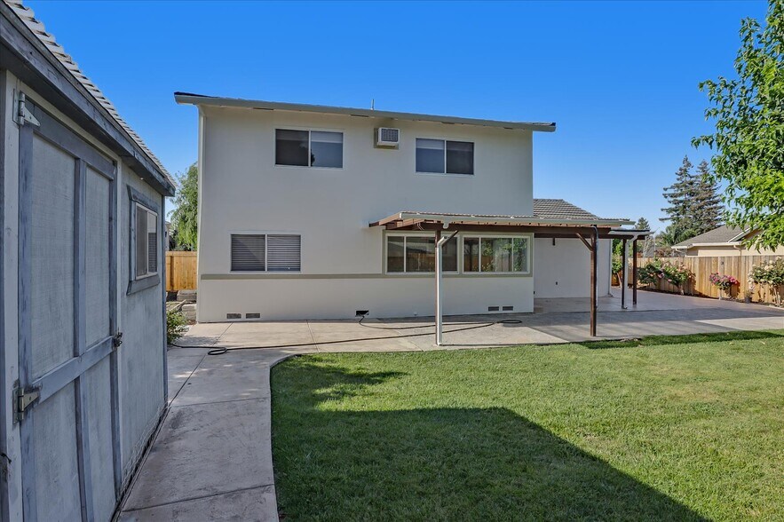 Building Photo - 2916 Biddleford Dr