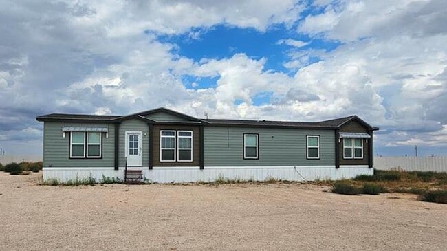 Building Photo - 822 Private Rd