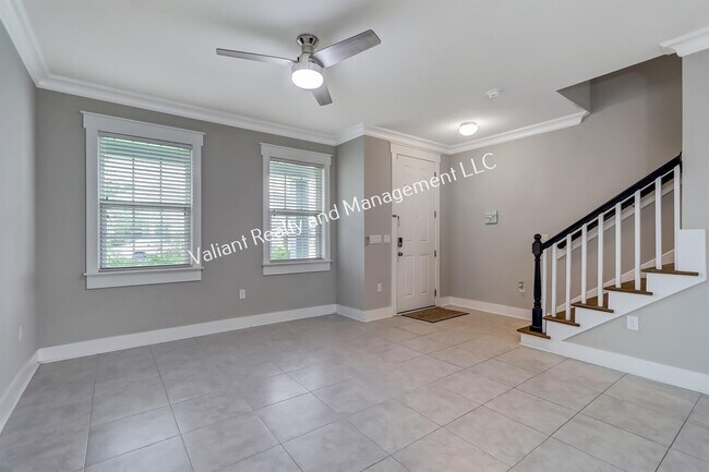 Building Photo - 1823 Tea Olive Ct