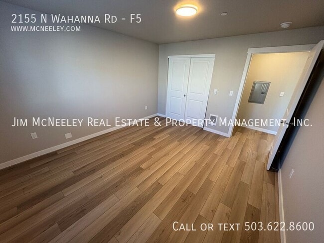 Building Photo - 2155 N Wahanna Rd