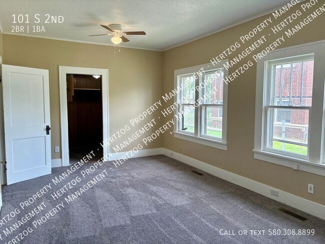 Building Photo - 101 S 2nd-