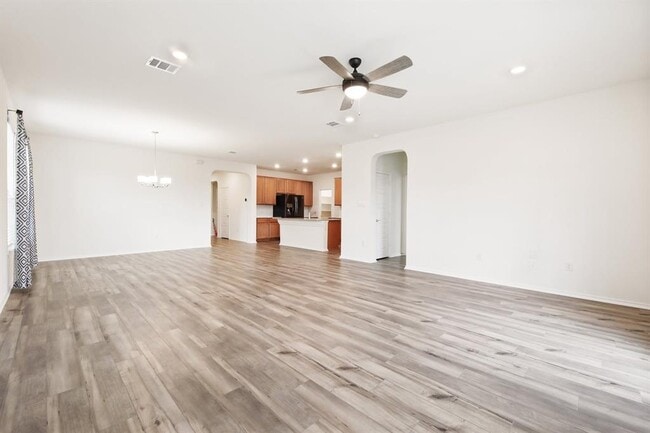 Building Photo - 100 Jarbridge Dr