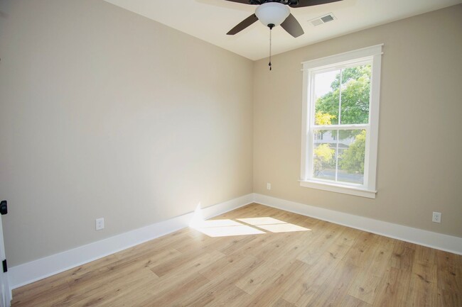 Building Photo - "Welcome to Olympia – Brand New Units + $4...