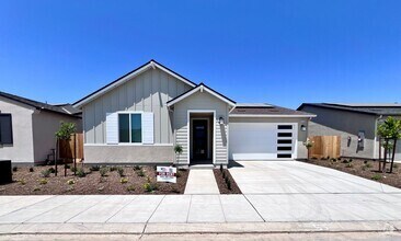 Building Photo - $2,550 Armstrong & Olive, 3 Bedroom - E. W...
