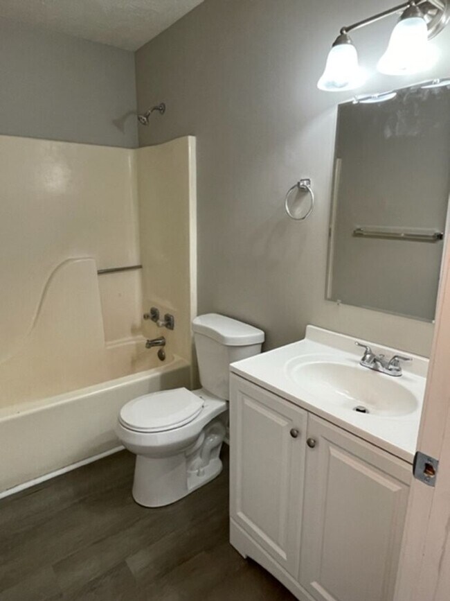 Building Photo - 2841 Frontier Ct