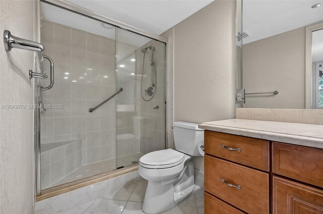 Building Photo - 4015 W Palm Aire Dr
