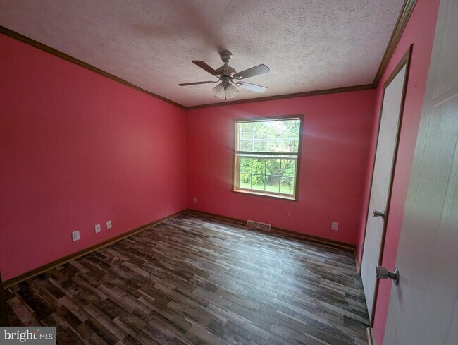 Building Photo - 6703 Westville Rd