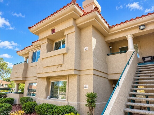 Building Photo - 1530 Dallas Terrace