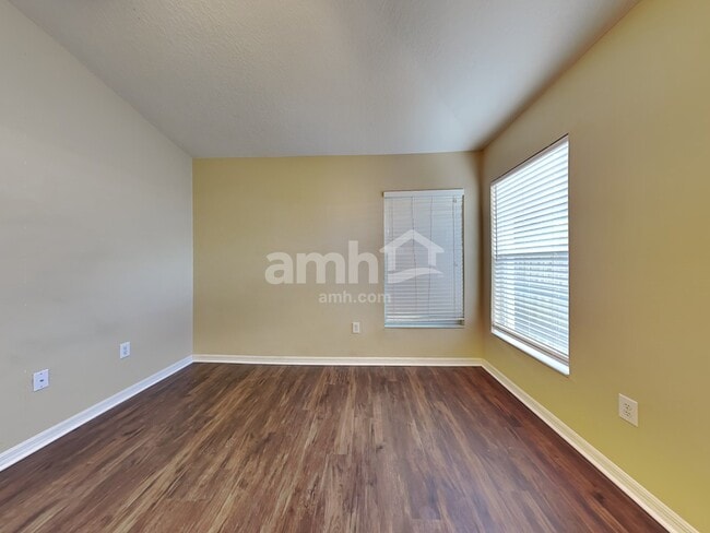 Building Photo - 518 Napa Valley Cir