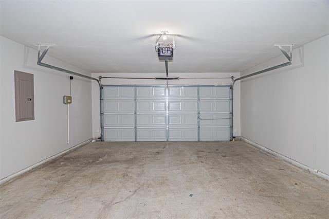 Building Photo - 3733 Vista Greens Dr