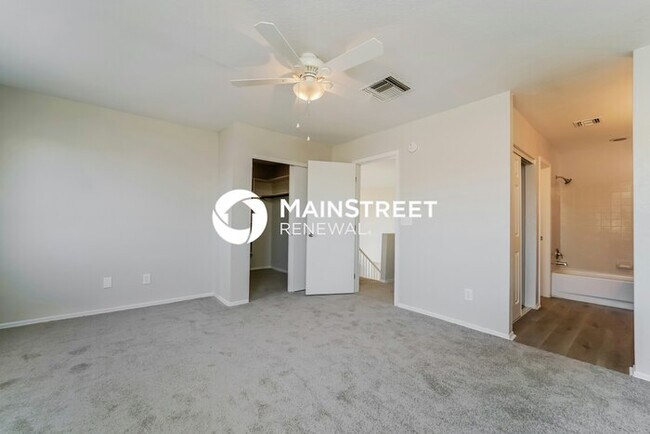 Building Photo - 3 Bedroom Pet-Friendly Home in Tucson, AZ with Main Street Renewal