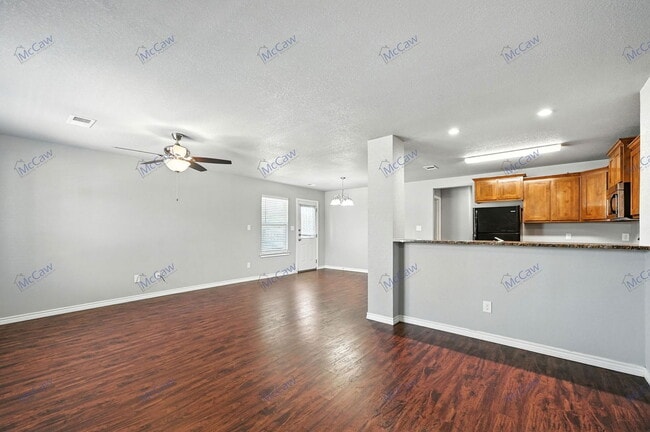 Building Photo - 709 W Madison St