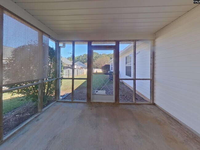 Building Photo - 112 Candar Ct