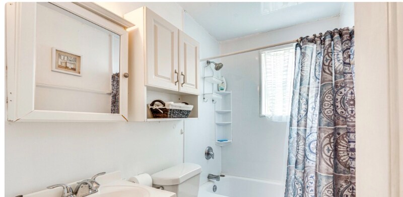 Building Photo - 1308 Caldwell Dr