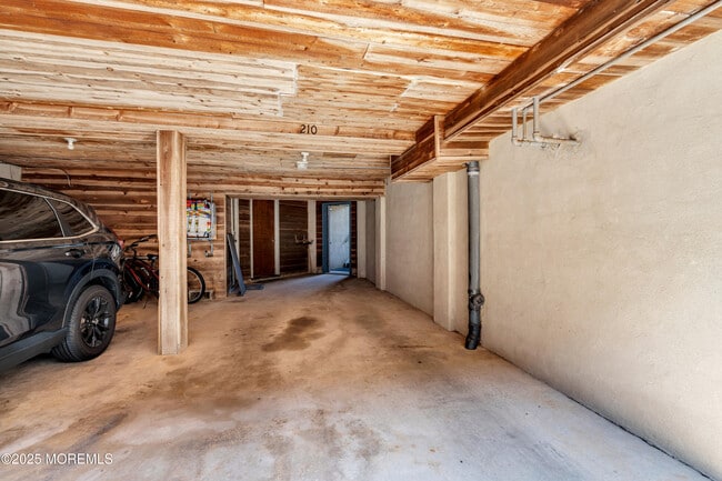 Building Photo - 621 Ocean Ave N