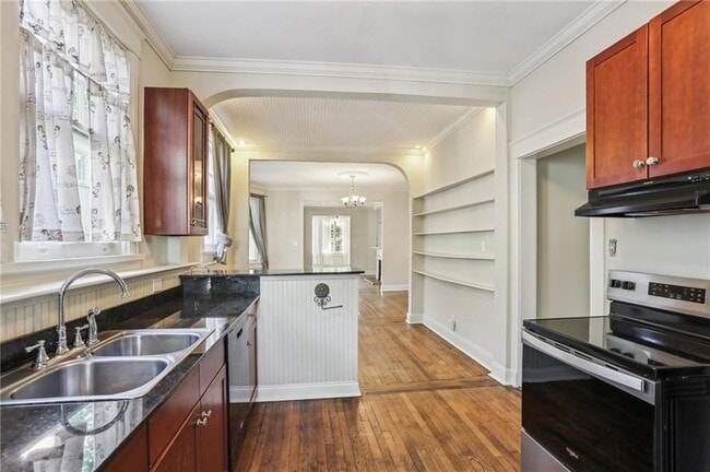 Building Photo - 3808 Napoleon Ave