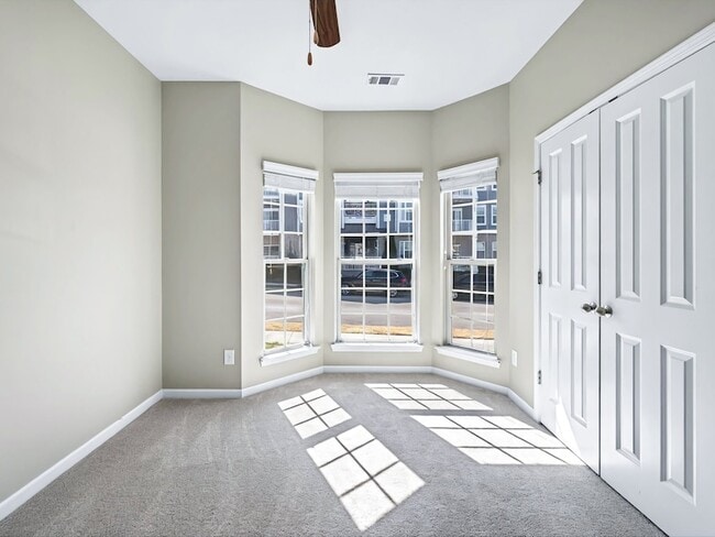 Building Photo - 2438 Arden Village Dr