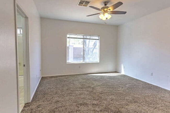 Building Photo - Rancho Sahuarita Home