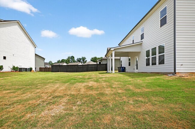 Building Photo - 4407 Silver Oak Dr